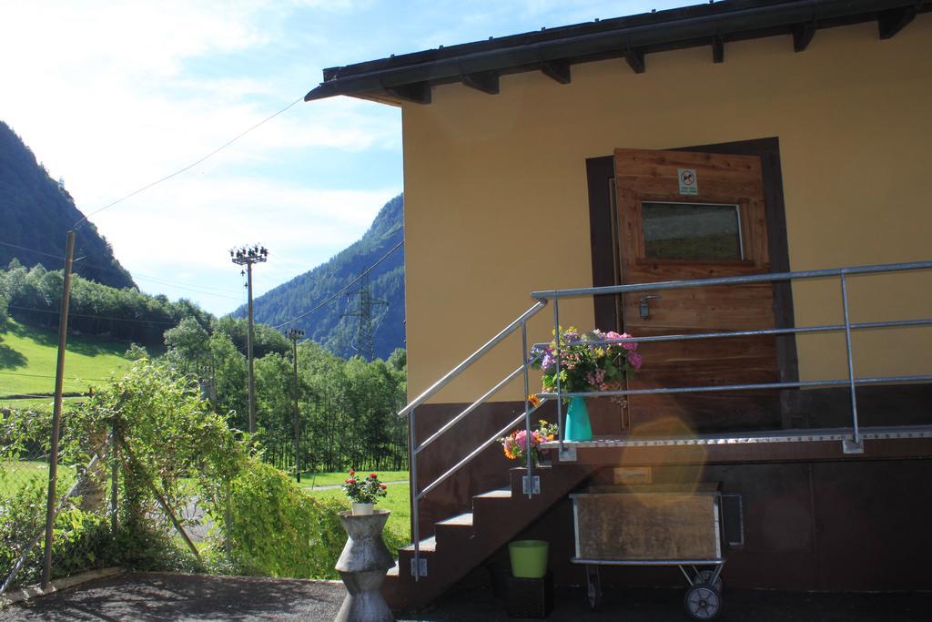 Agriturismo Mattei - Dormitorio Peccia Exterior foto