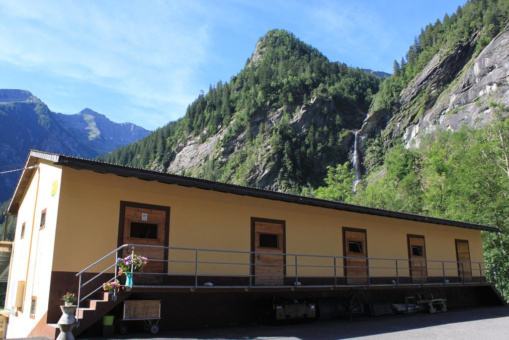 Agriturismo Mattei - Dormitorio Peccia Exterior foto